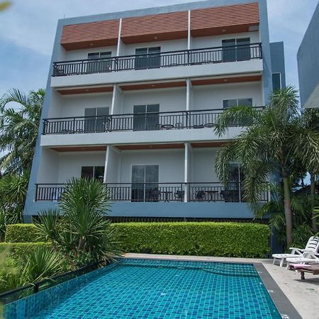 Jula Place Hotel Csalong Kültér fotó