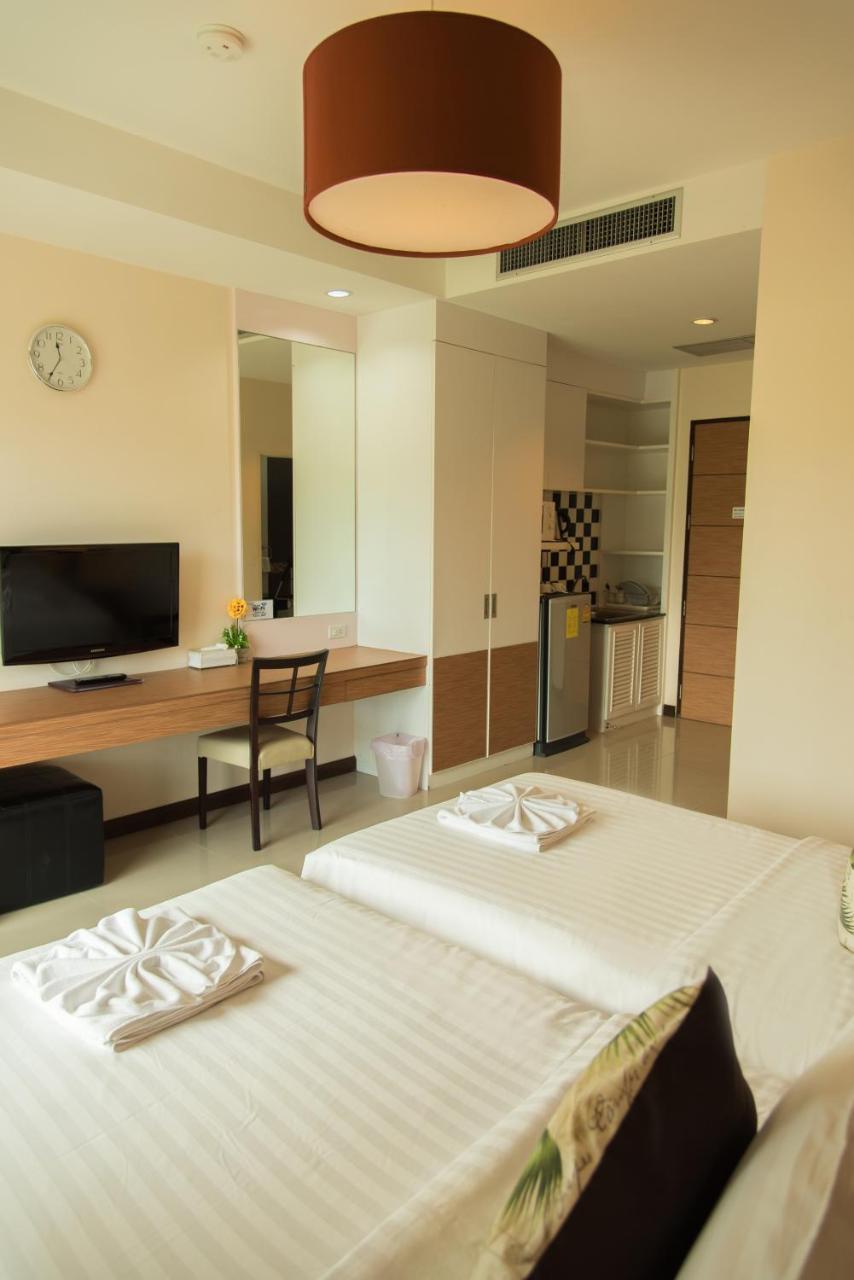 Jula Place Hotel Csalong Kültér fotó