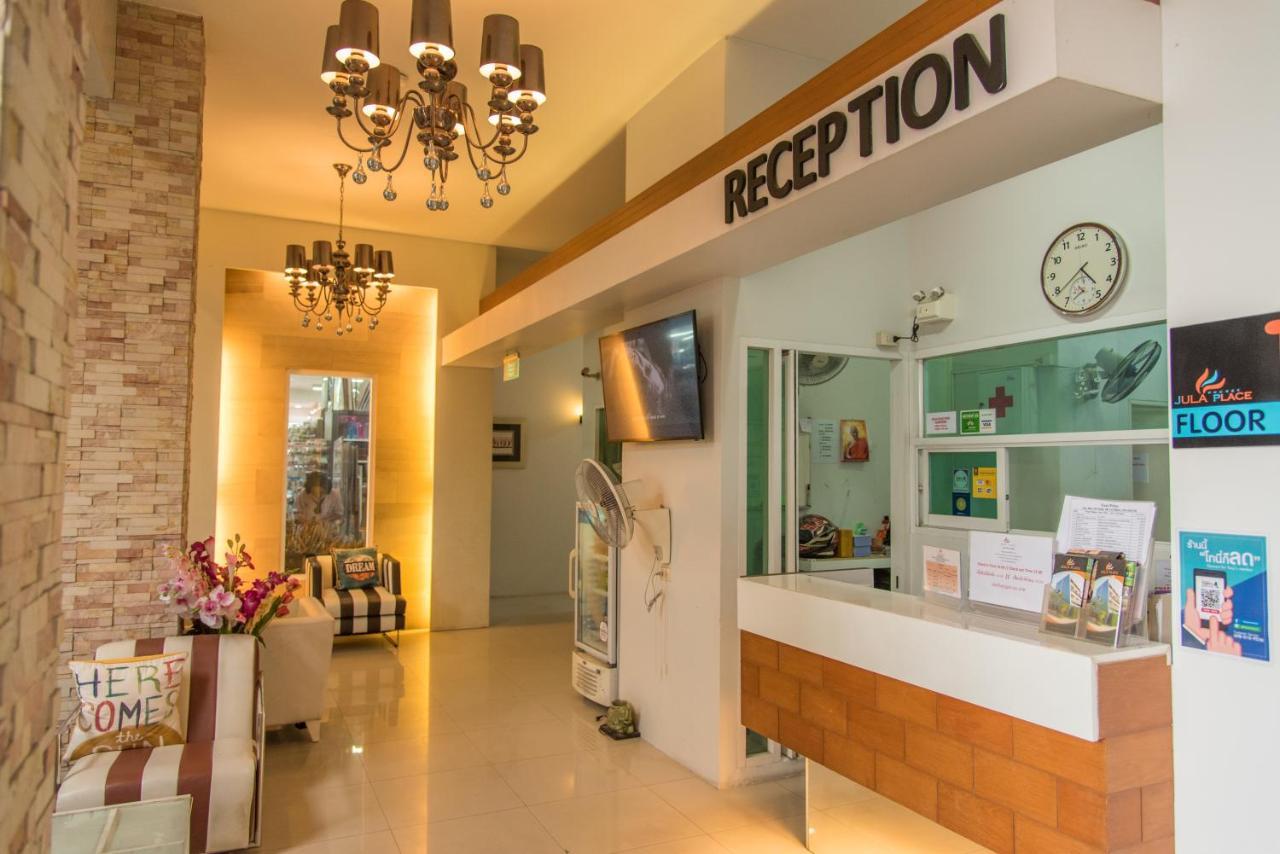 Jula Place Hotel Csalong Kültér fotó