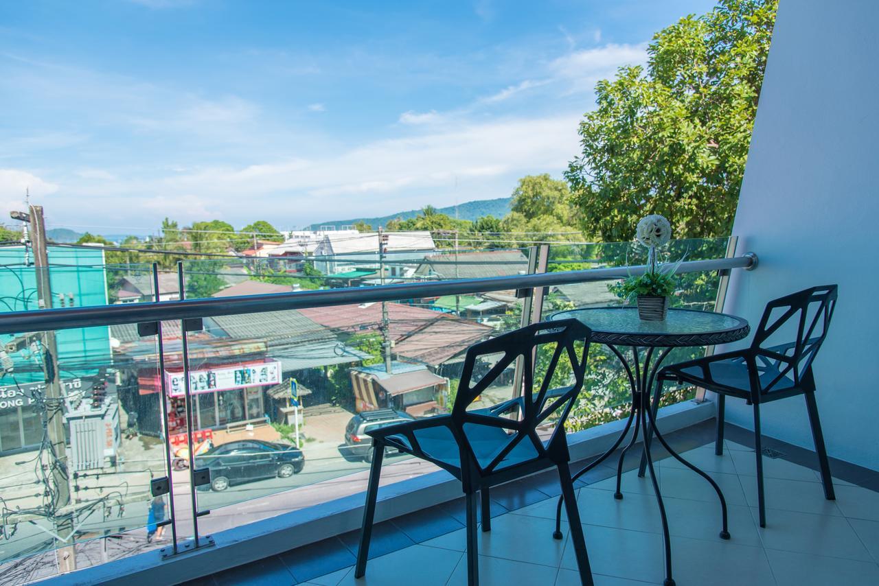 Jula Place Hotel Csalong Kültér fotó