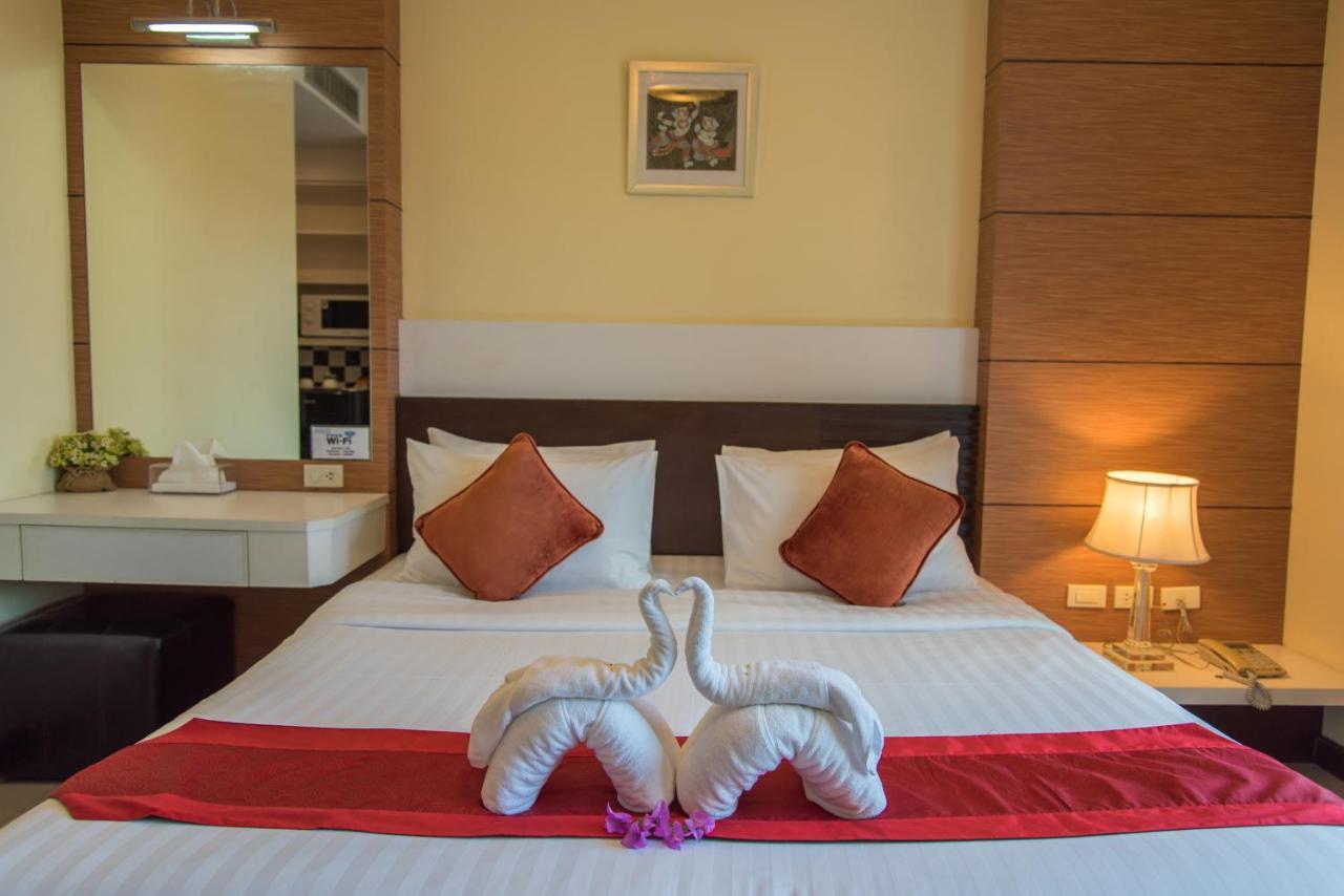 Jula Place Hotel Csalong Kültér fotó